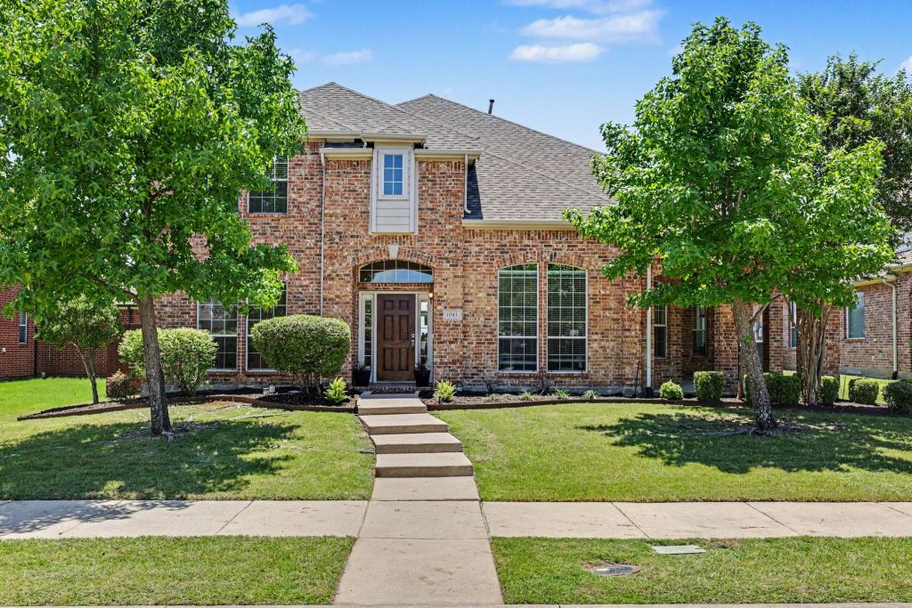 1041 Crystal Lake Drive, Frisco, TX 75036 — photo 1