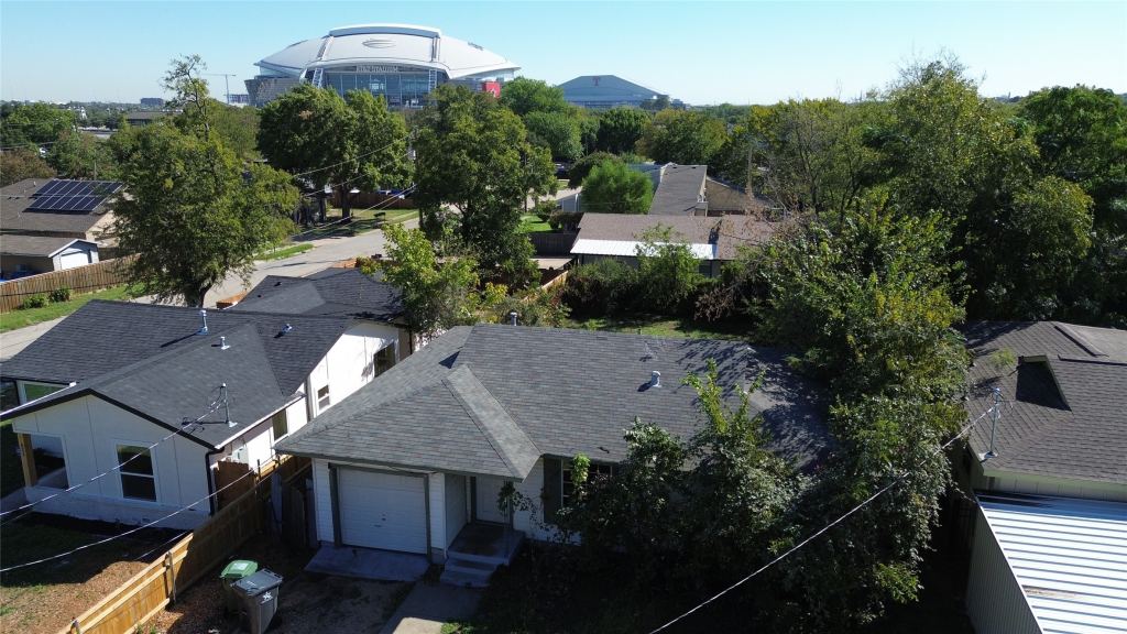 619 Truman Street, Arlington, TX 76011 — photo 1