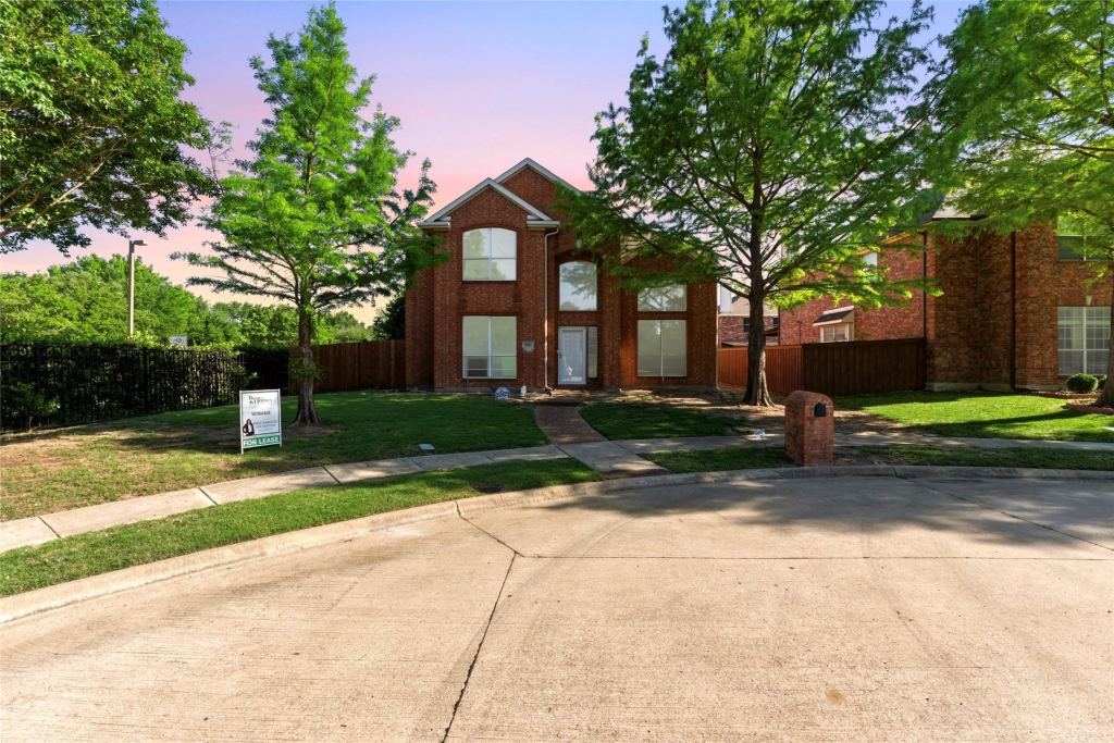 5001 Spicewood Drive, McKinney, TX 75070 — photo 1