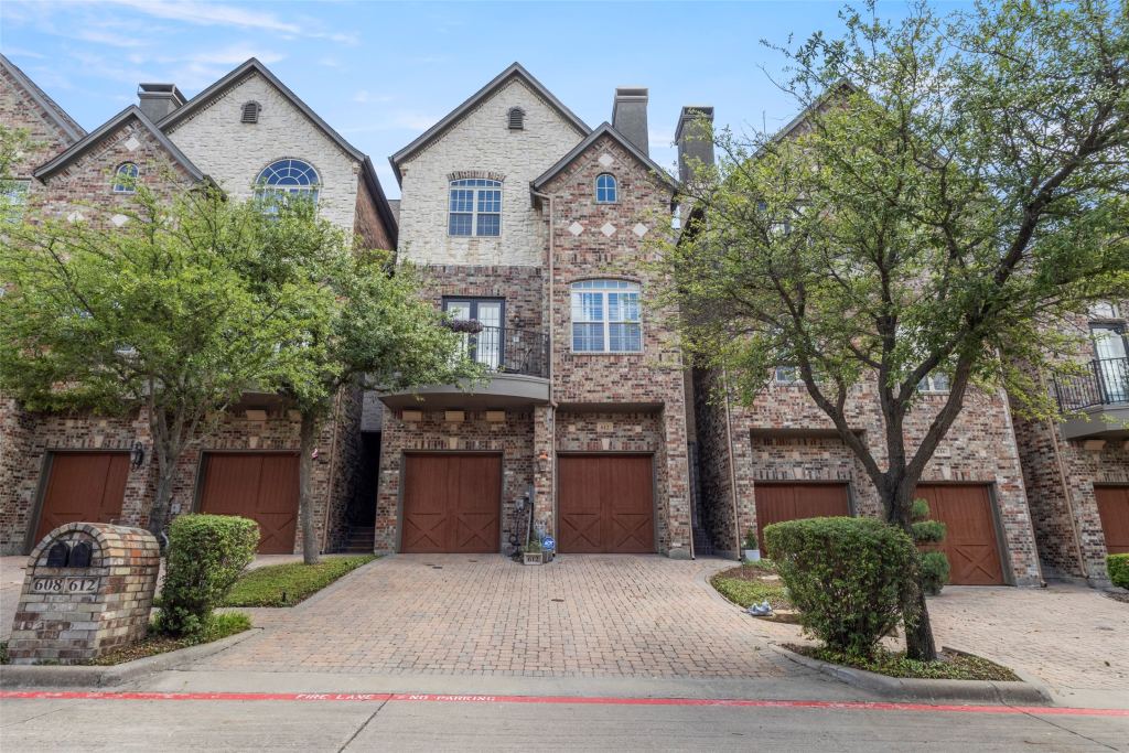 612 Rockingham Drive, Irving, TX 75063 — photo 1
