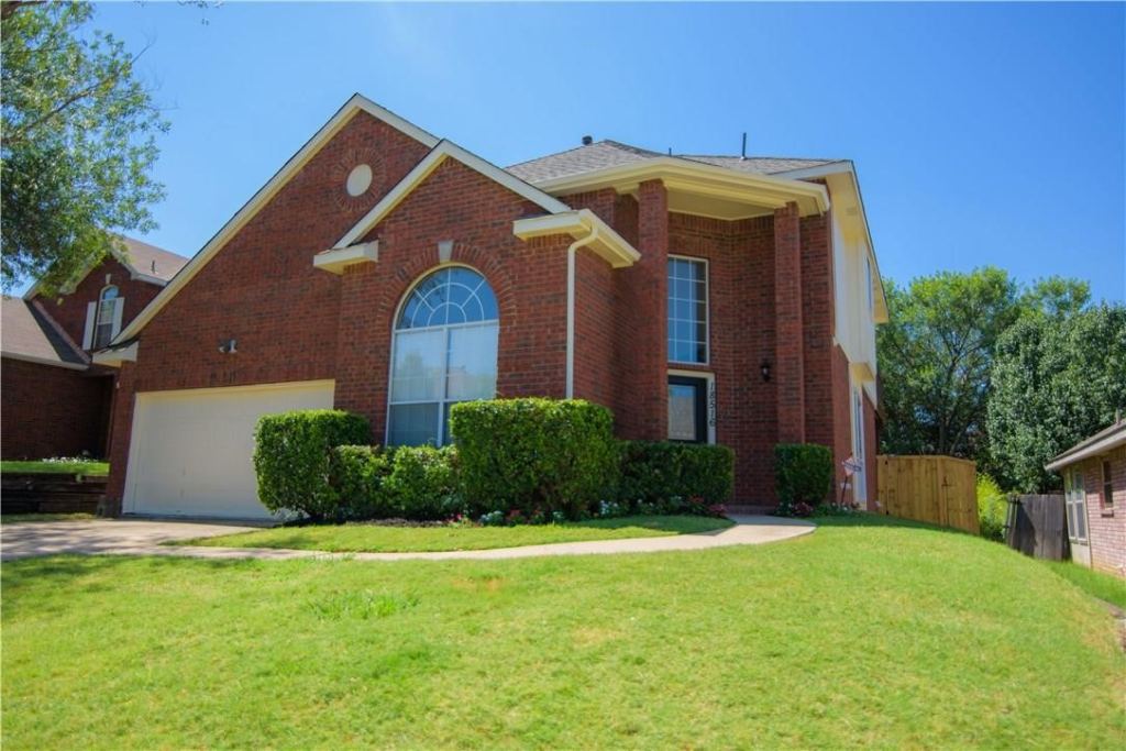 18516 Timber Oaks Drive, Dallas, TX 75287 — photo 1