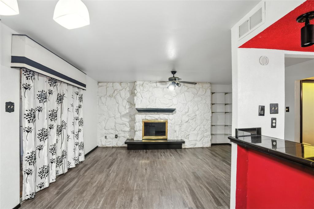 1719 E Grauwyler Road 103, Irving, TX 75061 — photo 1
