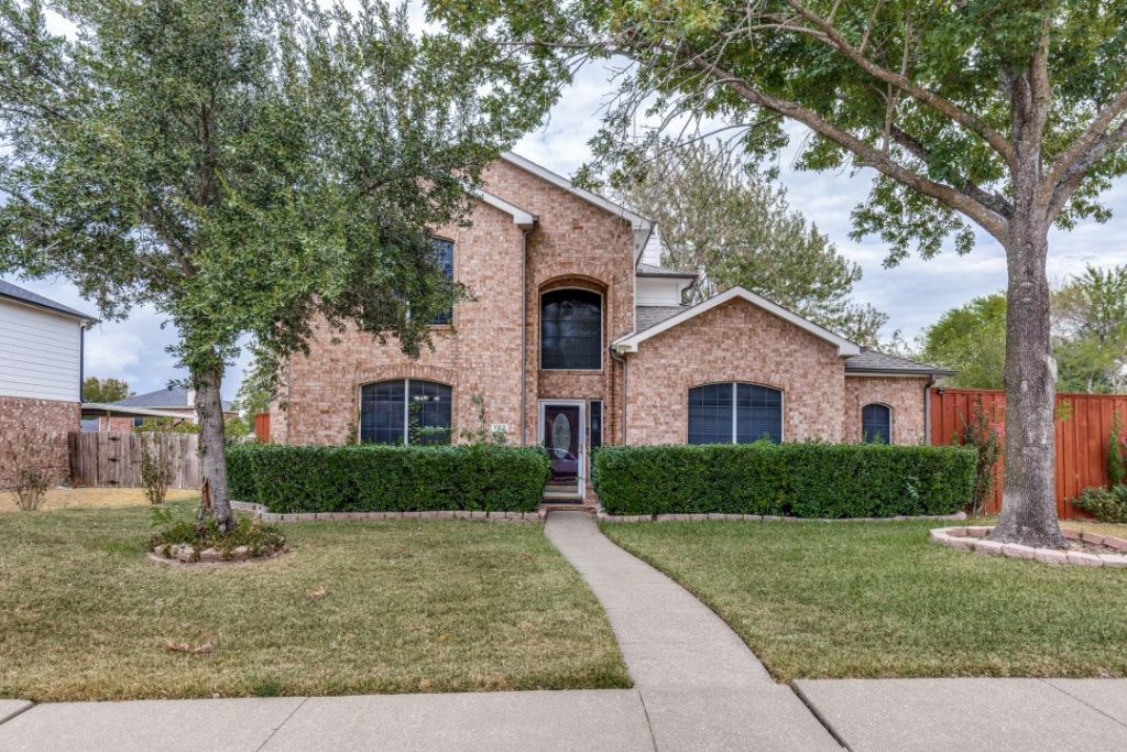 702 Garnet Drive