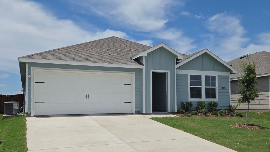 228 Whispering Pine Drive, Royse City, TX 75189 — photo 1