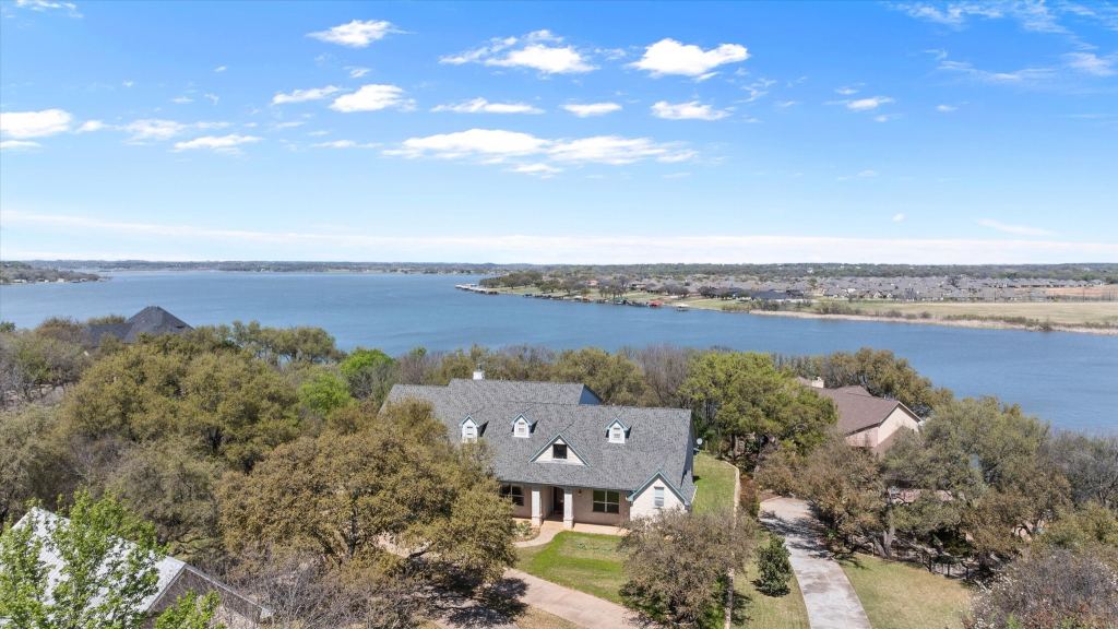 2306 Winton Terrace Court, Granbury, TX 76048 — photo 1