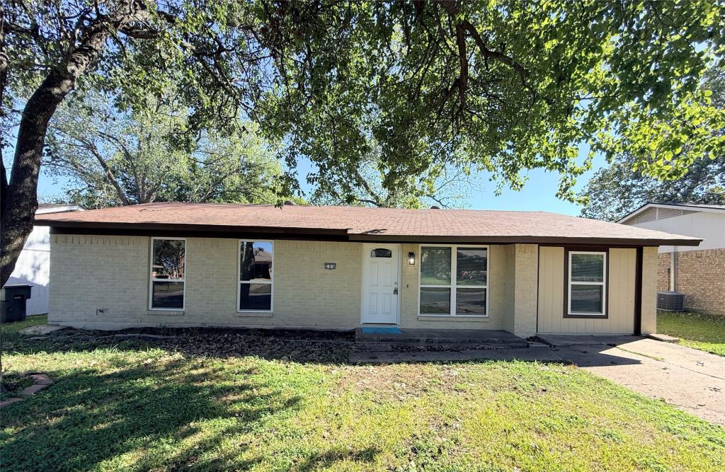 206 Arkansas Street, Sherman, TX 75090 — photo 1