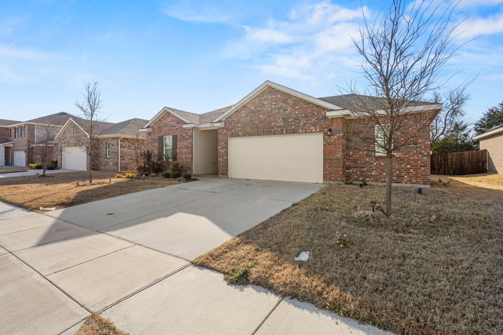 2305 Frio River Road, Glenn Heights, TX 75154 — photo 1