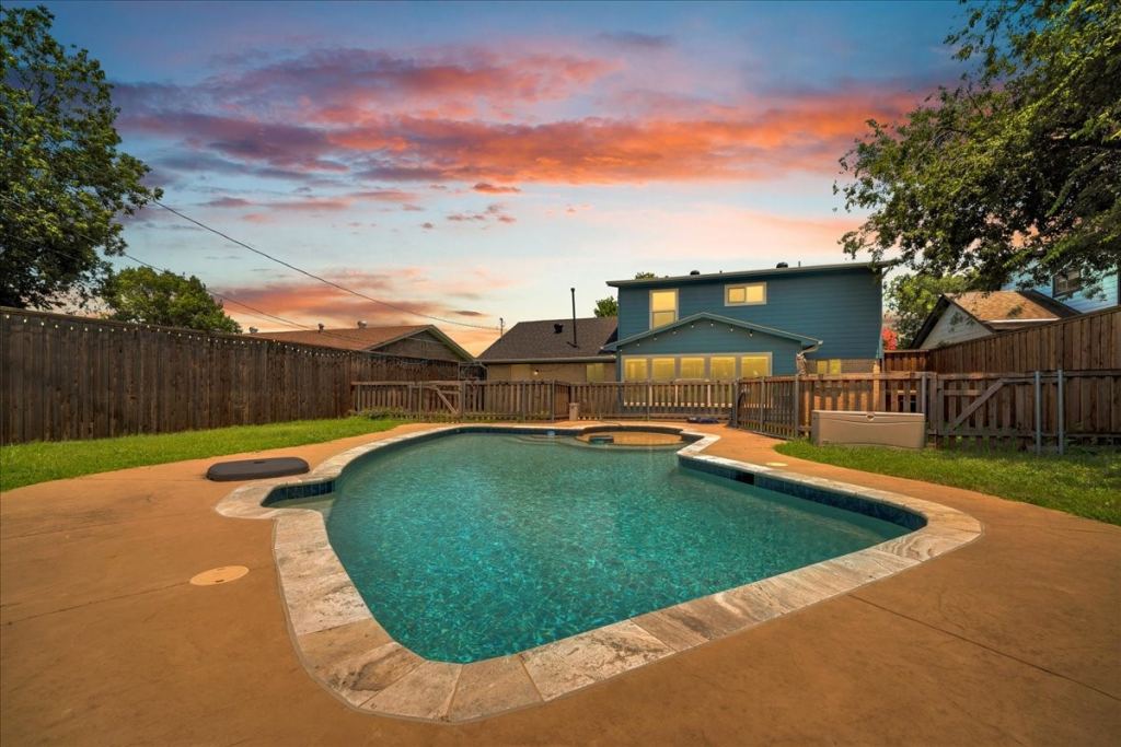 1401 Greentree Lane, Garland, TX 75042 — photo 1