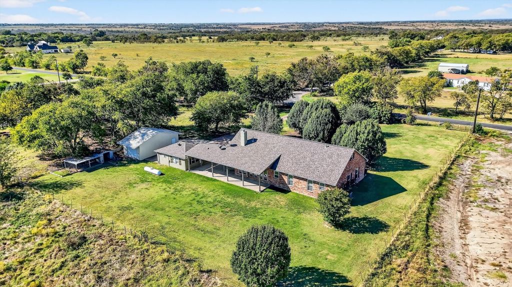 2166 Old Southmayd Road, Sherman, TX 75092 — photo 1
