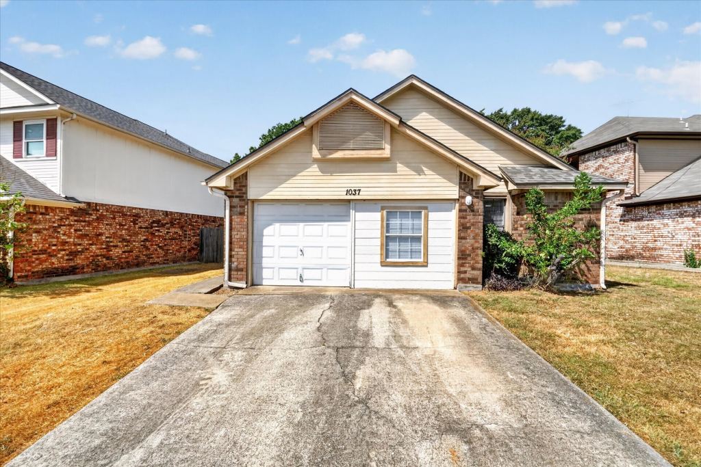 1037 Garden Trail, Mesquite, TX 75149 — photo 1