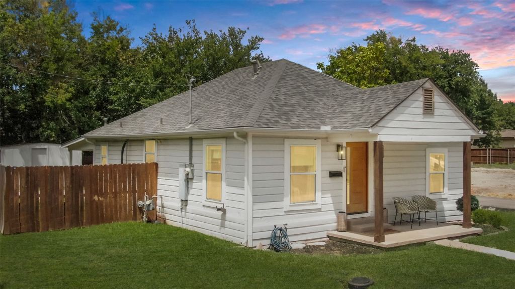 1200 Lela Street, McKinney, TX 75069 — photo 1