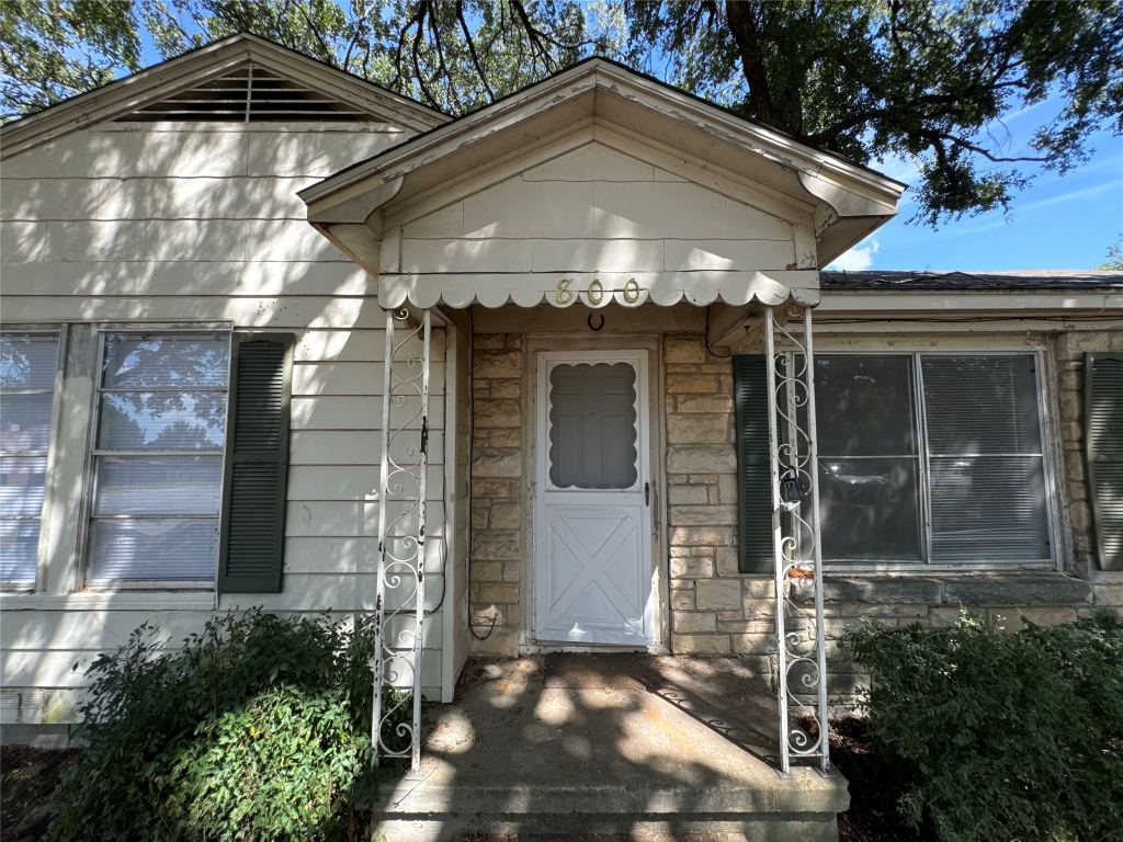800 Audra Lane, Denton, TX 76209 — photo 1