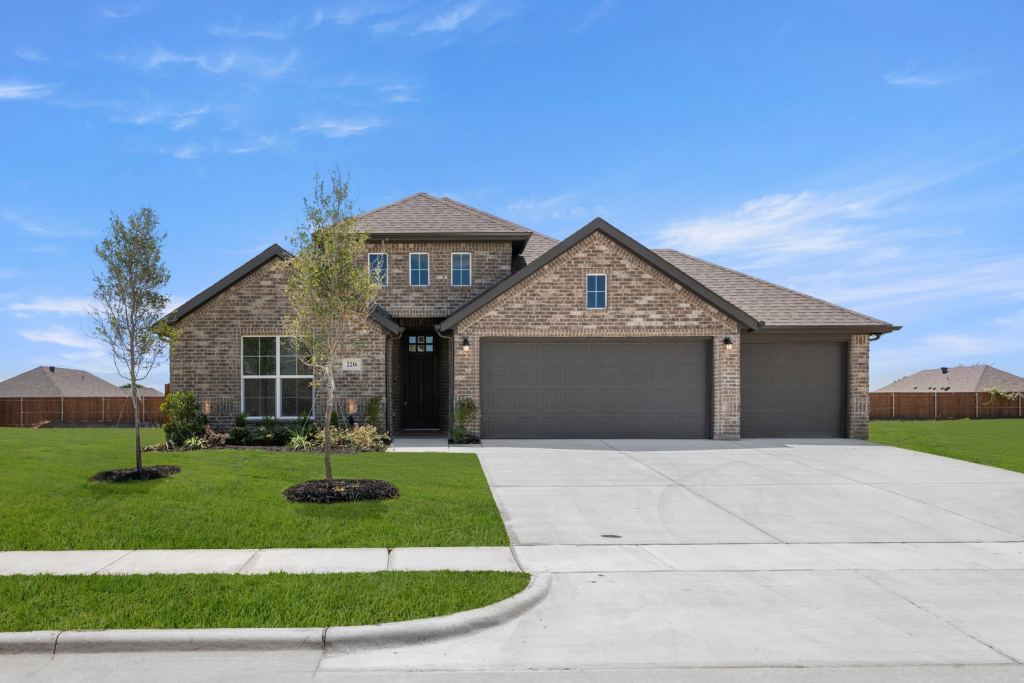 2216 Castle Rock Lane, Weatherford, TX 76087 — photo 1