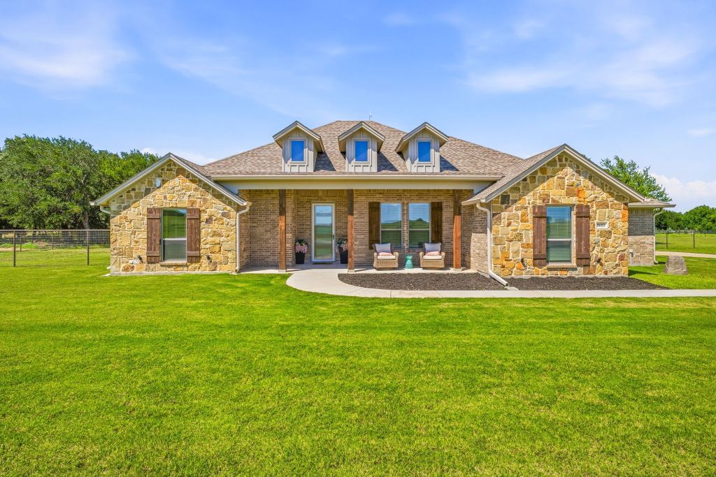 8681 Sari Strong Drive, Weatherford, TX 76087 — photo 1