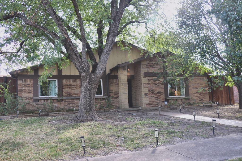 2400 Raintree Drive, Plano, TX 75074 — photo 1