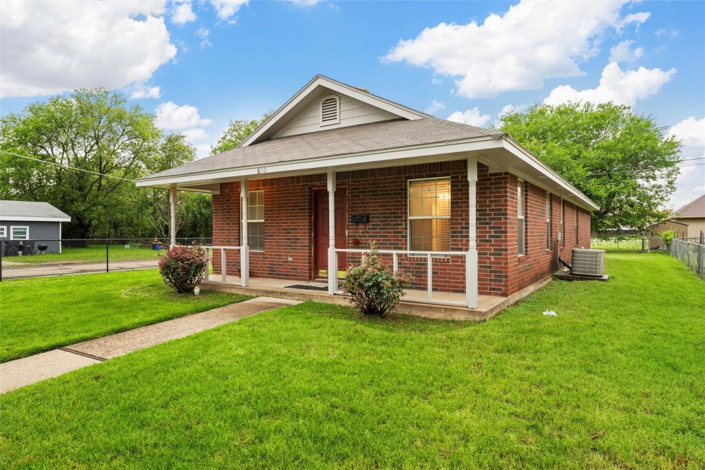 600 Calumet Street, Waco, TX 76704 — photo 1