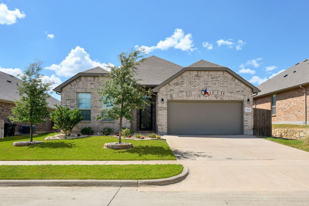 1840 Ruffian Road, Granbury, TX 76049 — photo 1