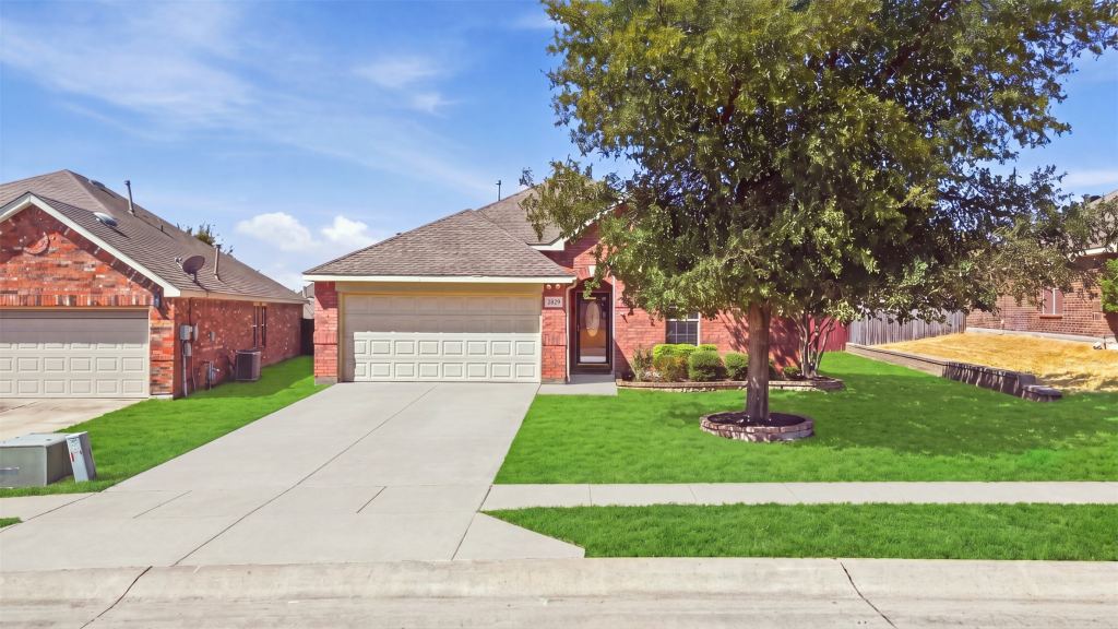 2829 Quarter Horse Lane, Celina, TX 75009 — photo 1