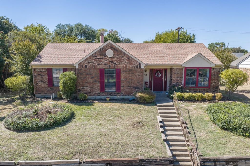 237 S Macarthur Boulevard, Coppell, TX 75019 — photo 1