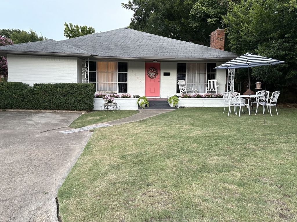 1406 Eastus Drive, Dallas, TX 75208 — photo 1
