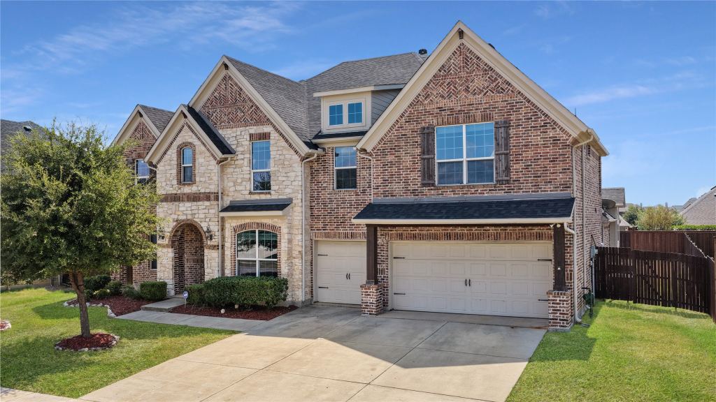2224 Hideaway Pointe Drive, Little Elm, TX 75068 — photo 1