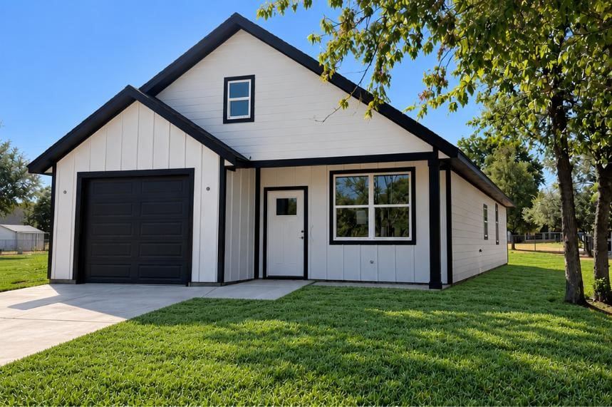 313 Timberline Drive, Granbury, TX 76048 — photo 1