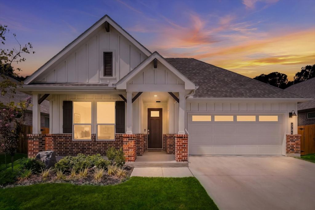 2704 Starling Street, Denton, TX 76205 — photo 1