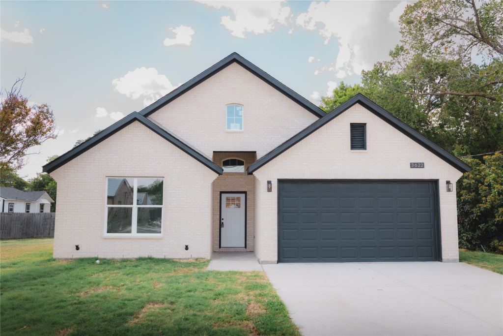3622 Roberts Street, Greenville, TX 75401 — photo 1