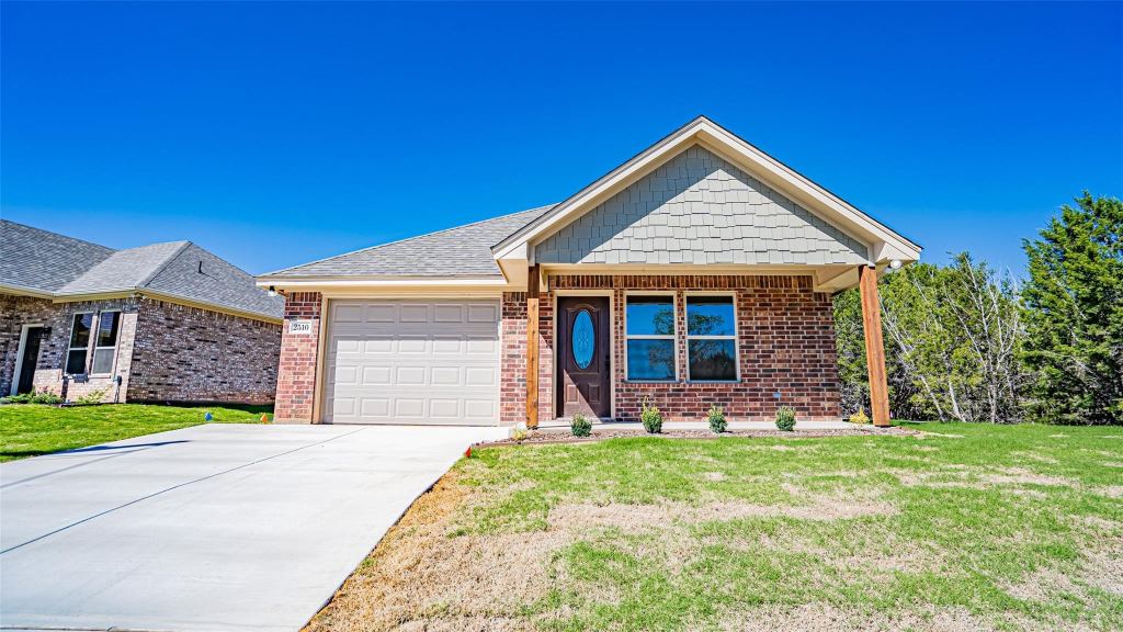 2510 Smokerise Trail, Granbury, TX 76048 — photo 1