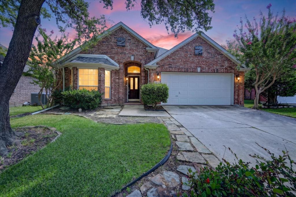 2304 Tralee Circle, McKinney, TX 75072 — photo 1