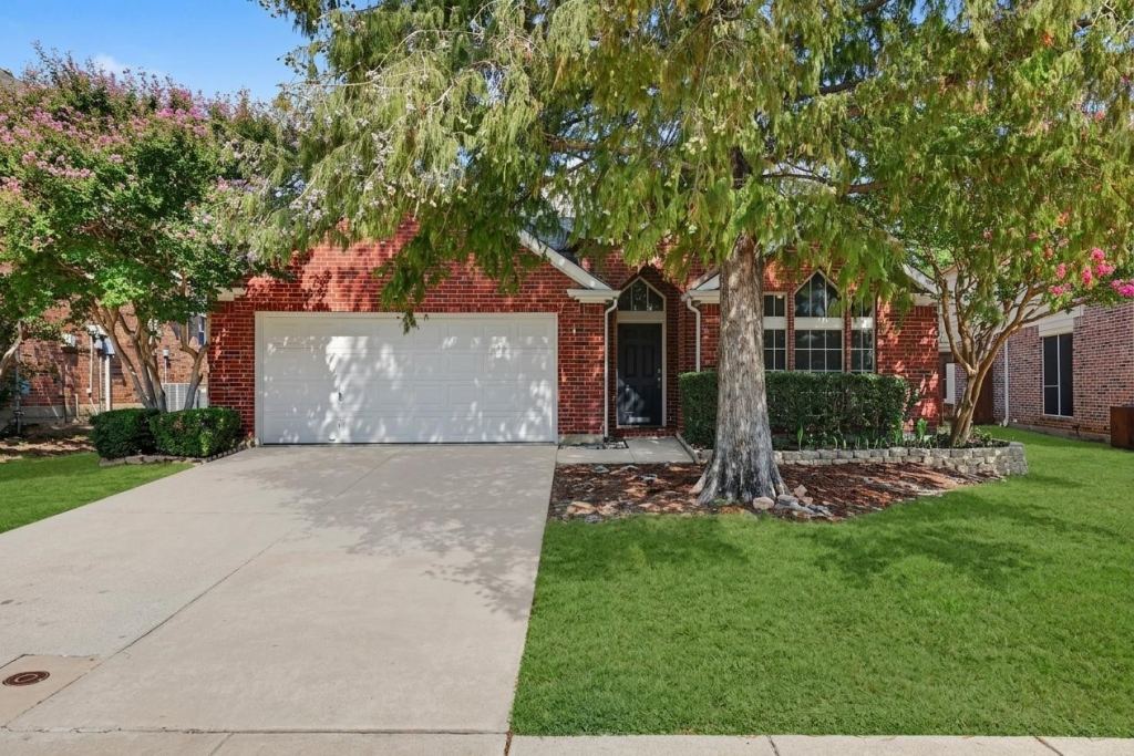 3705 Palmetto Court, Denton, TX 76210 — photo 1