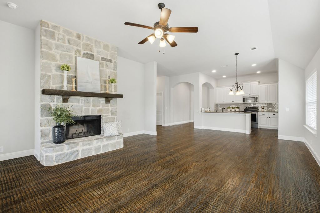 2115 Victoria Lane, Princeton, TX 75407 — photo 1
