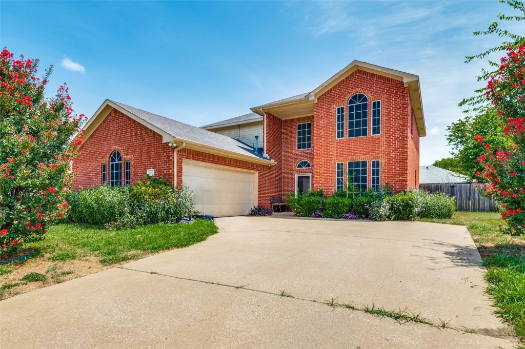 1212 Rio Bravo Drive, DeSoto, TX 75115 — photo 1