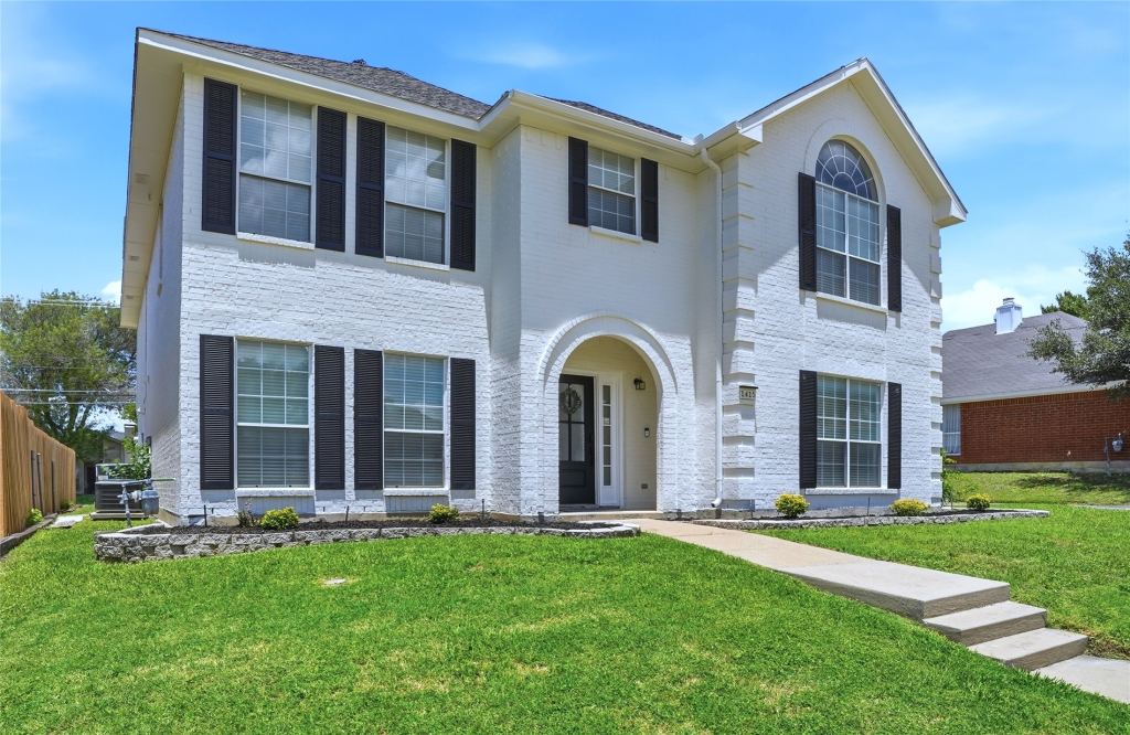 1415 Sutton Drive, Carrollton, TX 75006 — photo 1