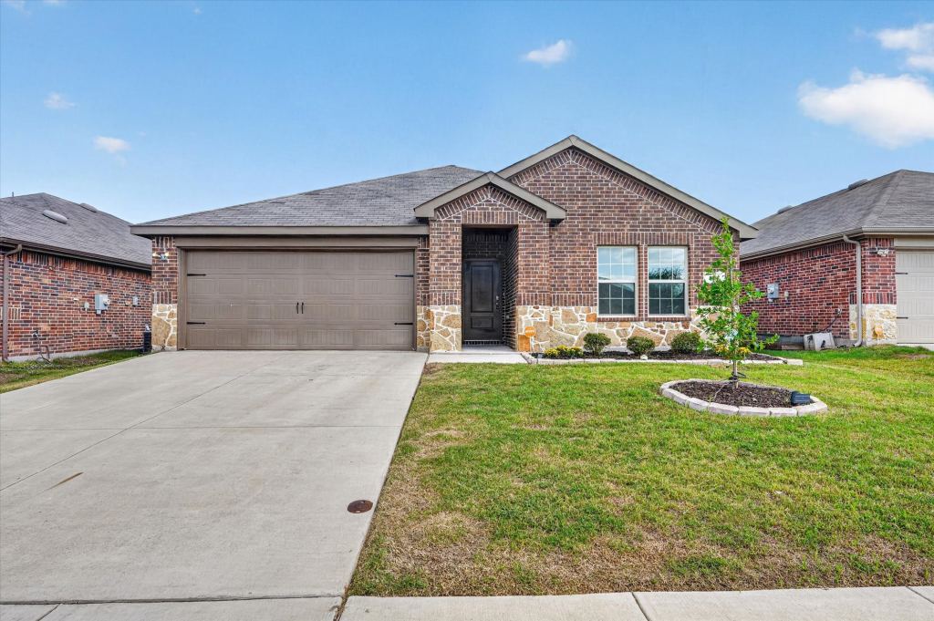 114 Real Quiet Lane, Caddo Mills, TX 75135 — photo 1
