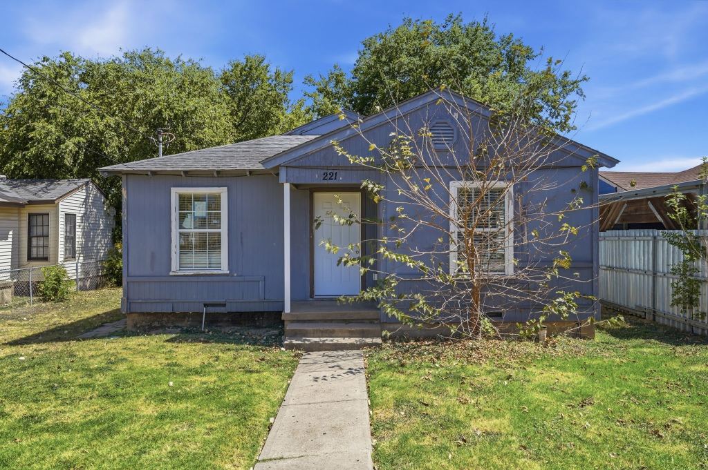 2212 Lea Crest Drive, Dallas, TX 75216 — photo 1