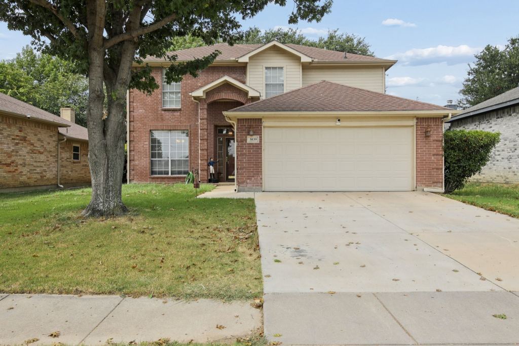 3039 Bosswood Court, Grand Prairie, TX 75052 — photo 1