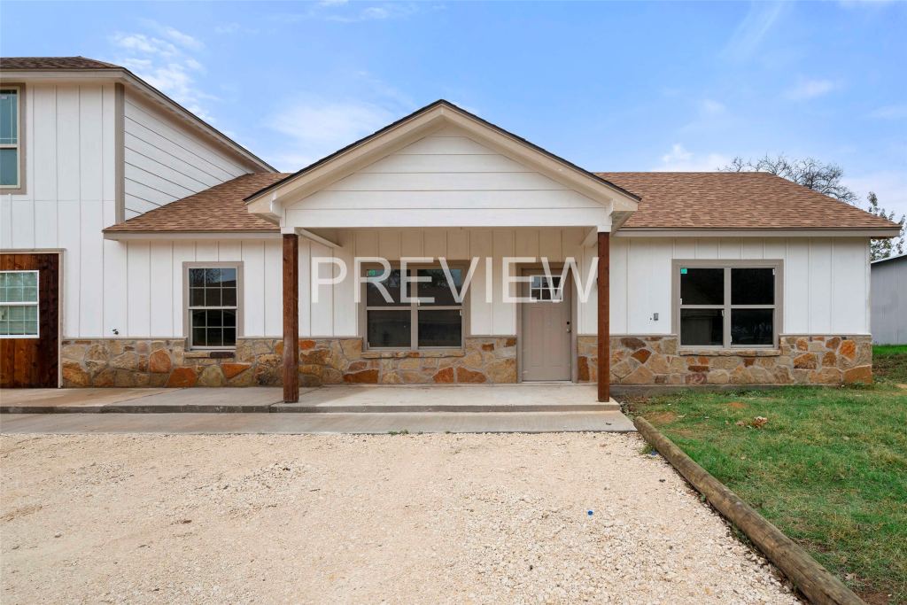 2877 Conveyor Drive A, Burleson, TX 76028 — photo 1