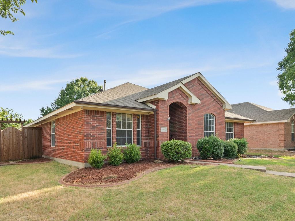 6401 Candletree Lane