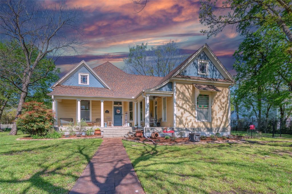 408 S Center Street, Forney, TX 75126 — photo 1
