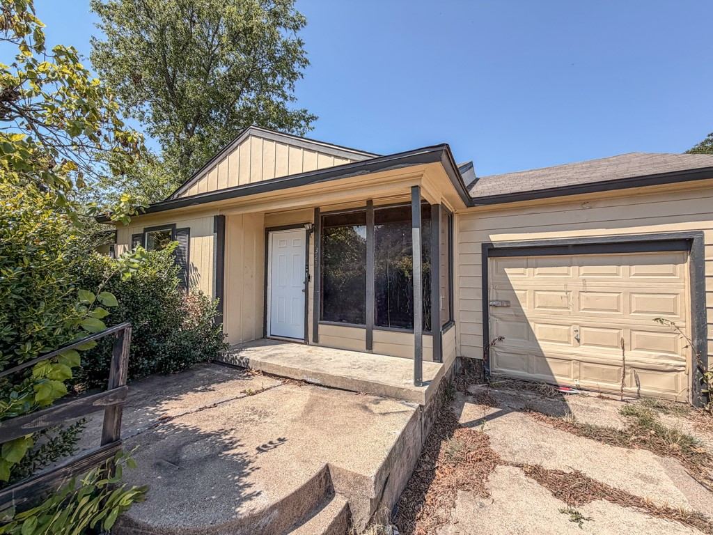 1322 Biggs Terrace, Arlington, TX 76010 — photo 1