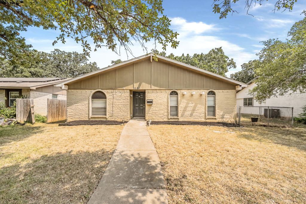 1201 Kingston Drive, Lewisville, TX 75067 — photo 1