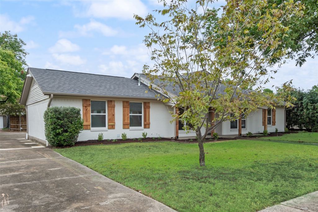 3431 Cloverdale Lane