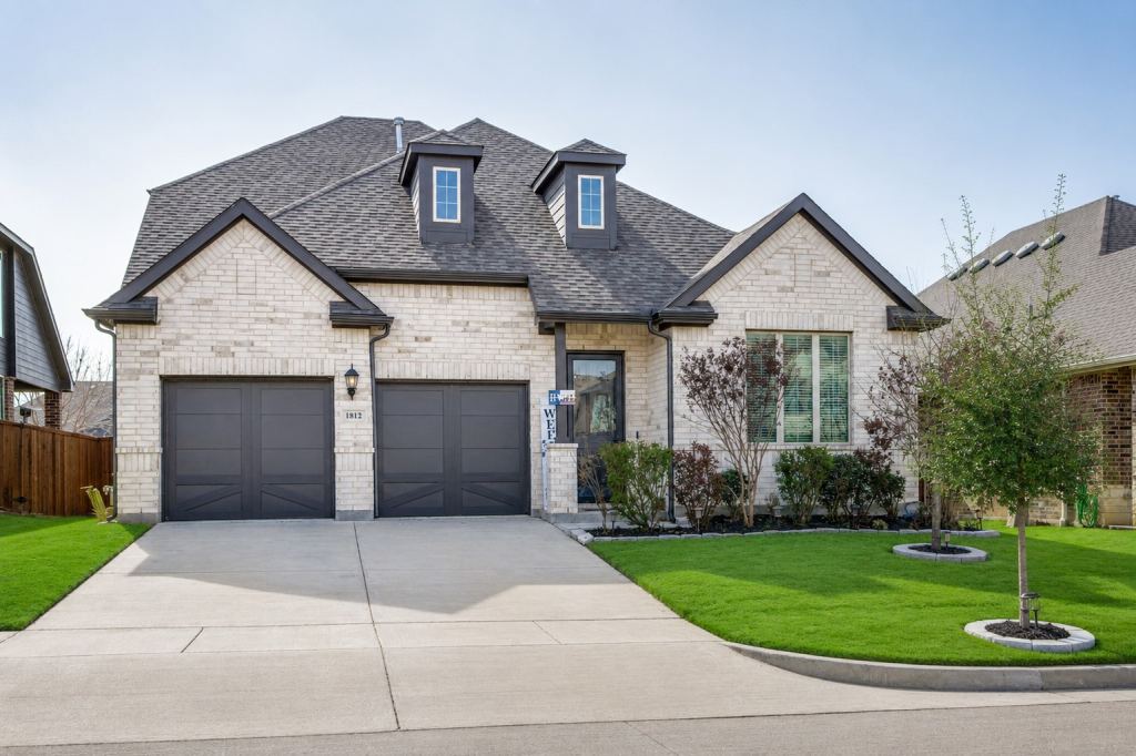 1812 Graham Way, Mansfield, TX 76063 — photo 1