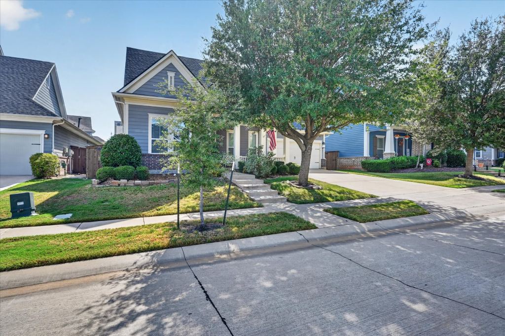 940 Crimson Road, Argyle, TX 76226 — photo 1