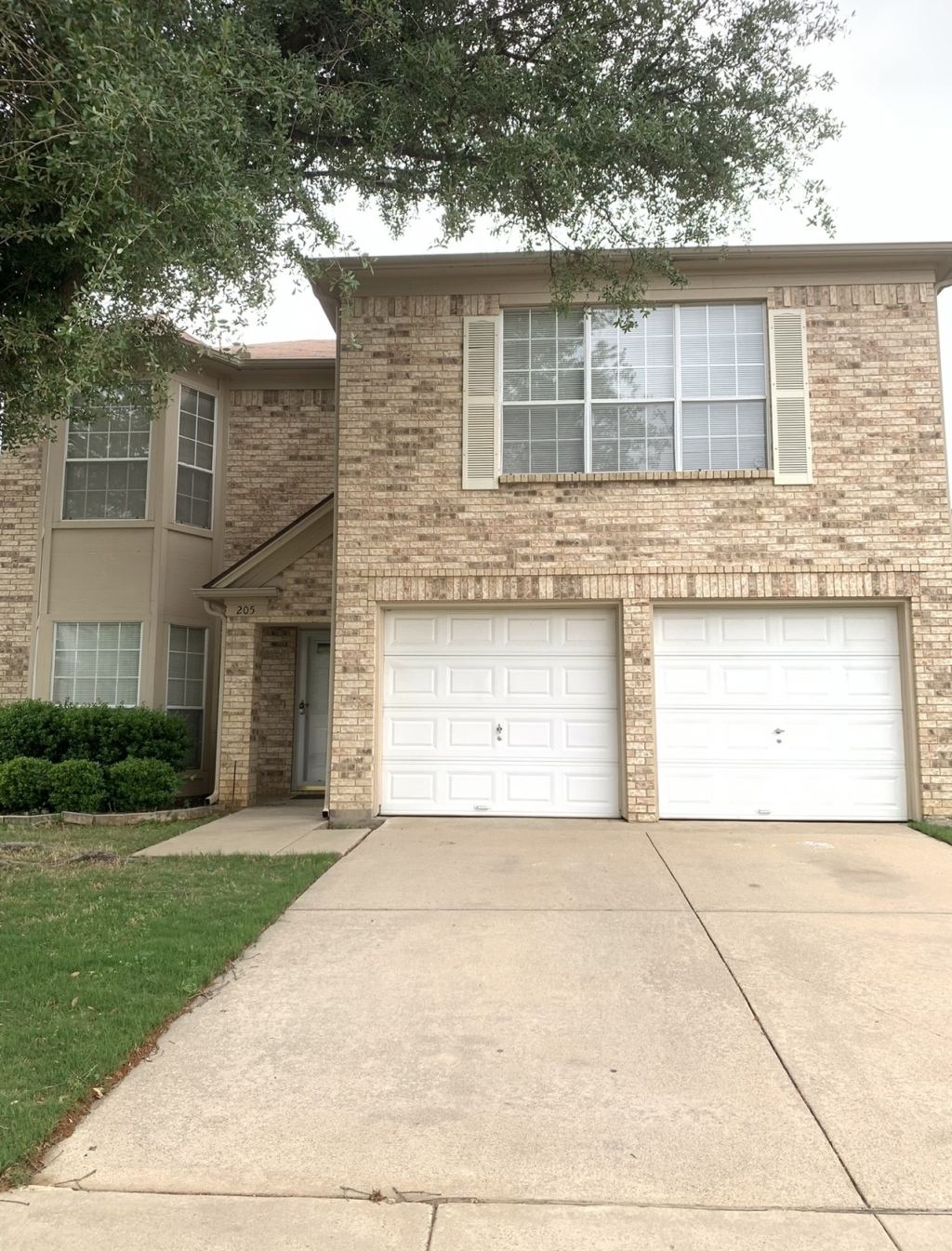 205 Branch Bend, Euless, TX 76039 — photo 1