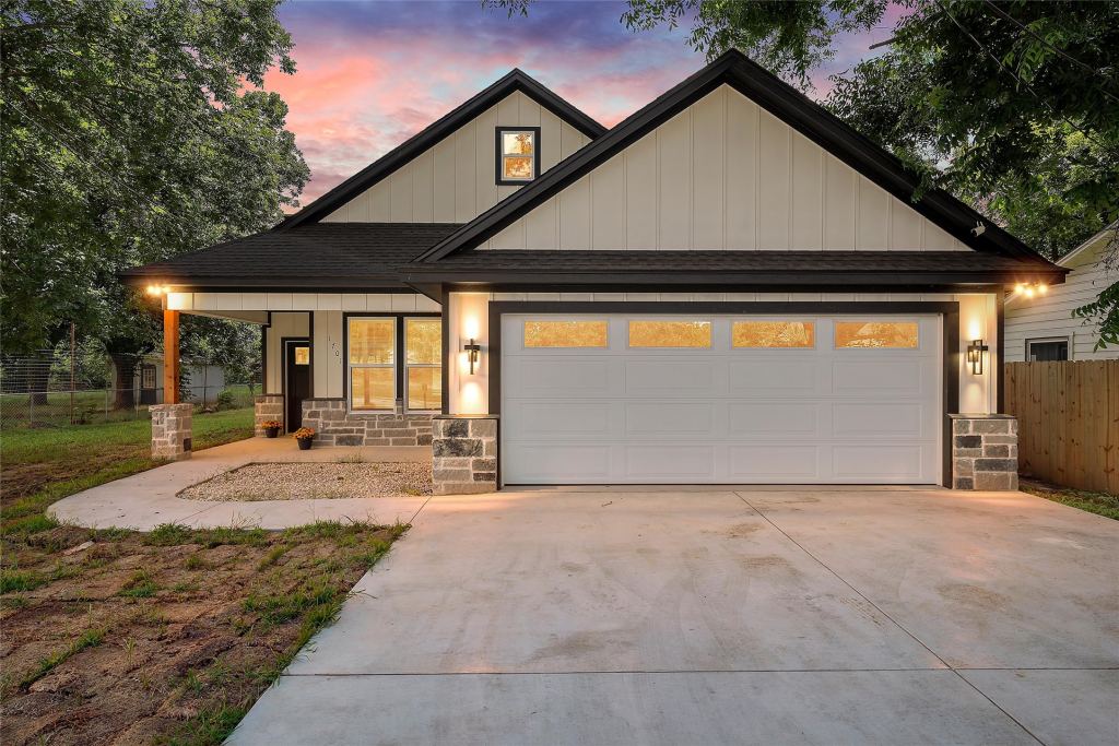 1701 Egan Lane, Waco, TX 76705 — photo 1