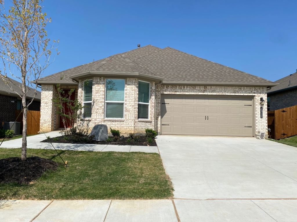 2312 redwing Drive, Denton, TX 76205 — photo 1