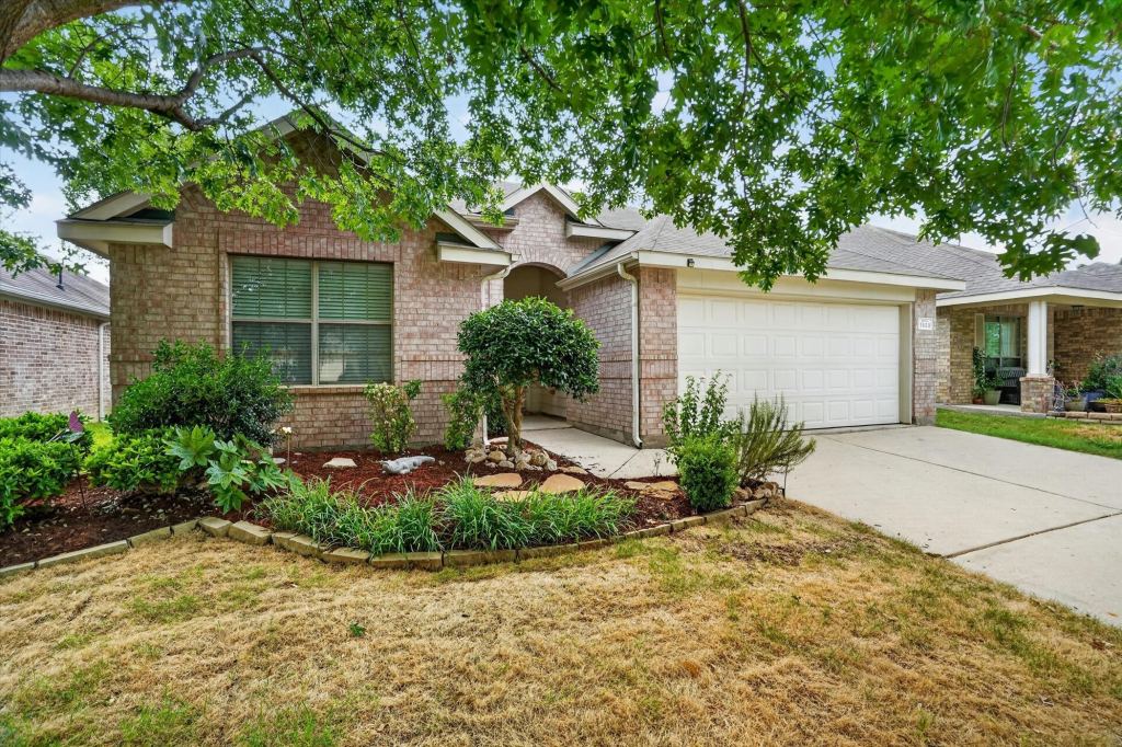 1520 Wickham Drive, Burleson, TX 76028 — photo 1