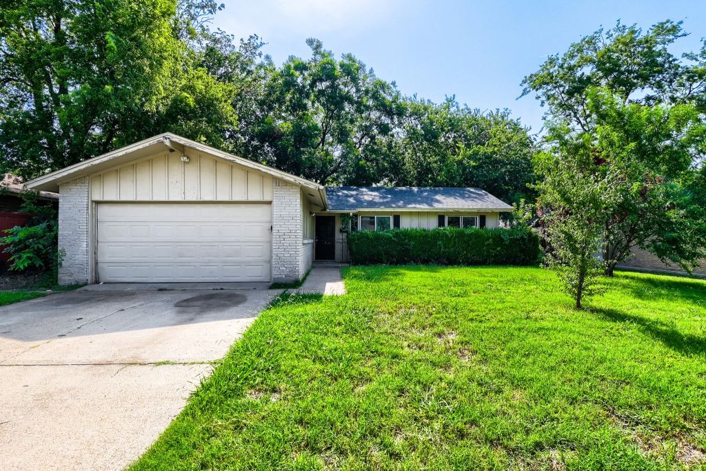 2748 Running Brook Lane, Dallas, TX 75228 — photo 1